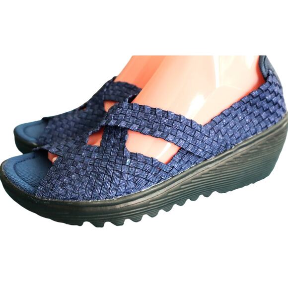 Canyon River Blues Navy Blue Wedge Sandals Woven Fabric COMFORT Womens 10 - Picture 1 of 9